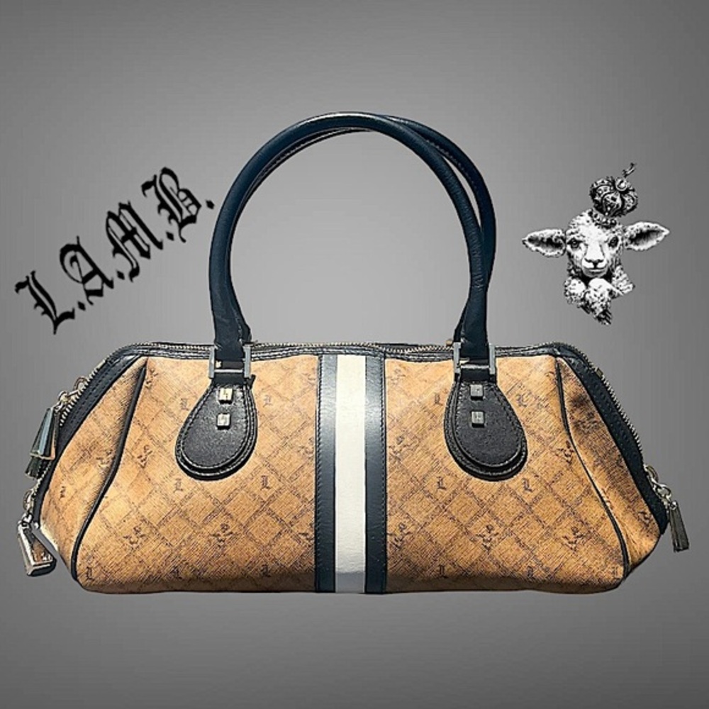 L.A.M.B by Gwen Stefani💥Esquivel Satchel